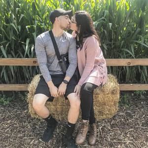 Meet your Posher, Javier